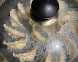 Foto langkah ke 4 dari resep Gyoza mudah.