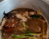 Foto langkah ke 1 dari resep Soto Ayam Petelur.