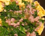 รูปขั้นตอนการทำที่ 3 ของ ไข่เจียวน้ำ 🌿ผักหวานป่า🐷หมูสับ