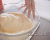Christmas Strawberry and White Chocolate Mousse CakeRecipe video recipe step 6 photo