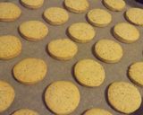 Foto del paso 3 de la receta: Alfajores de semillas de amapola con Nutella y chocolate blanco y negro