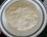 Foto del paso 7 de la receta: Empanadas🥟 xl de atún🥙 salchicha🍗pollo🌰cebolla y queso🧀