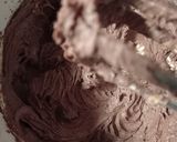 Foto langkah ke 5 dari resep Cream cheese chocolate cake.