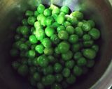 A picture of step 1 of Green pea barfi.