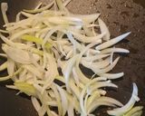 عکس مرحله 2 از دستور ساندویچ تن ماهی 🥖