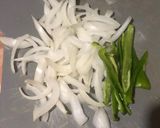 Foto del paso 1 de la receta: Salchichas con brócoli salteados 🥦