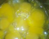 A picture of step 1 of Egg and bread halwa.