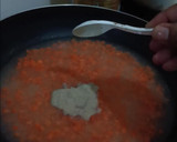 Foto langkah ke 3 dari resep Risoles rogout sayur lipat amplop dan segitiga.