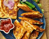 আলু শেজওয়ান কুলচা (Aloo Schezwan Kulcha recipe in Bengali) রেসিপি ধাপ - 5 ছবি
