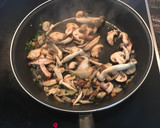 Foto del paso 2 de la receta: Wok de sesos con verduras