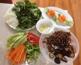 Hình bước làm 4 của món Miến xào Japchae Hàn Quốc