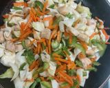 A picture of step 2 of Stir fried Udon noodles /chicken Udon noodles.