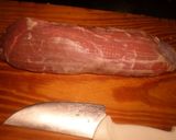 Foto del paso 1 de la receta: Peceto tiernisado en especias con crema de puerros y puerros esparragos