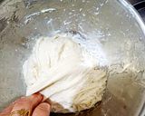 صورة لخطوة 2 من وصفة مناقيش زعتر و جبنة 🧀🌿