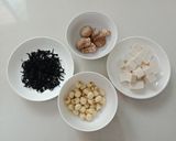 Hình bước làm 1 của món Đậu hủ tẩm mè chiên xù - Canh rong biển hạt sen