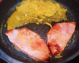 Foto del paso 5 de la receta: Filetes de emperador en salsa