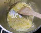 Foto del paso 3 de la receta: Risotto de setas shiitake con parmesano muy fácil