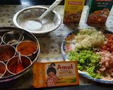 A picture of step 2 of Crispy Rava Mysore masala dosa.