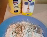 A picture of step 2 of Fish with custard.