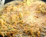 A picture of step 2 of Crispy noodles pakora.
