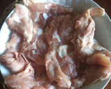 Foto del paso 1 de la receta: Muslos deshusados al ajillo con arroz