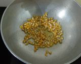 A picture of step 1 of Cheese Schezwan popcorn bhel.