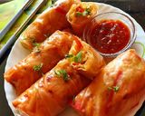 A picture of step 4 of Vege Rice paper rolls.