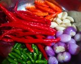 Foto langkah ke 2 dari resep Sambal cengek (sambal teri).