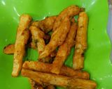 A picture of step 4 of Tea Time Snacks Moong Dal French Fries.