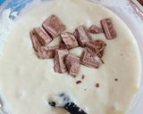 A picture of step 5 of Dairy Milk Caramel Blondies 🧈🍬🍫🍫🍬.