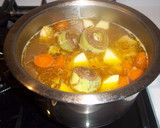 Foto del paso 12 de la receta: Garbanzos en cocción y carne guisada