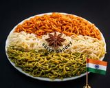 तिरंगा मैगी रेसिपी चरण 8 फोटो