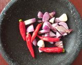 Foto langkah ke 1 dari resep Udang Rebon Pedas Gurih.