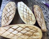 Foto del paso 1 de la receta: Berenjenas rellenas de atún