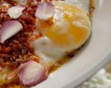 Gambar langkah 3 resipi Telur Mata Sambal Udang Kering.