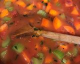 A picture of step 5 of Minestrone soup.