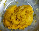 A picture of step 2 of Champakali Ganthiya.