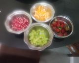 A picture of step 1 of Mix fruits juice with pomegranate.