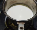 A picture of step 1 of Milk powder hot coffee.