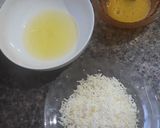 Foto langkah ke 1 dari resep Cheesy Fluffy Omelette.