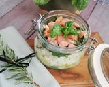 Foto del passaggio 3 della ricetta Insalata di riso con rucola e salmone