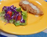 Foto del paso 2 de la receta: 🍴🍗 Pechugas rebozadas con ensalada y aderezos de mostaza 🥗