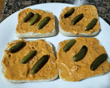 Foto del paso 2 de la receta: Mini-burger casera de ternera frisona con salsa con cebolla
