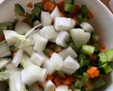 Foto langkah ke 2 dari resep 16. Acar Timun Wortel Bawang.
