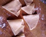 A picture of step 4 of Samosa.