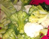 Foto del paso 1 de la receta: Pizza de brócoli y coliflor 🥦