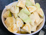 Guava and Date Juice