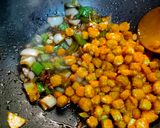 चिल्ली बेबी कॉर्न(Chilli beby corn recipe in Hindi) रेसिपी चरण 4 फोटो