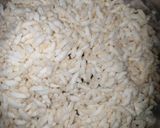 A picture of step 1 of Kale chane ki bhel.