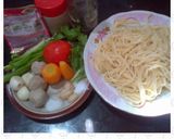 Foto langkah ke 1 dari resep Mie Goreng Bakso.